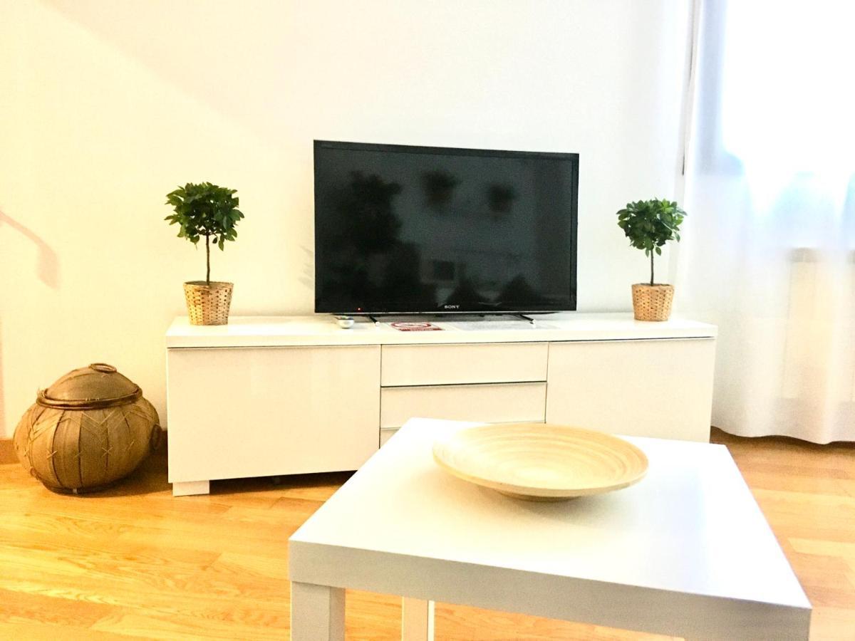 Ferienwohnung Apartamento 1 Centrico Garaje Wi-Fi Para Trabajar Castro Urdiales Exterior foto